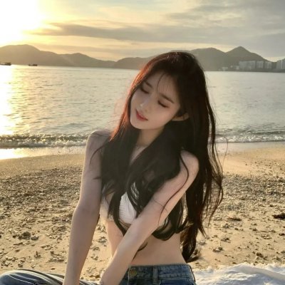 娇凤三姐妹海报